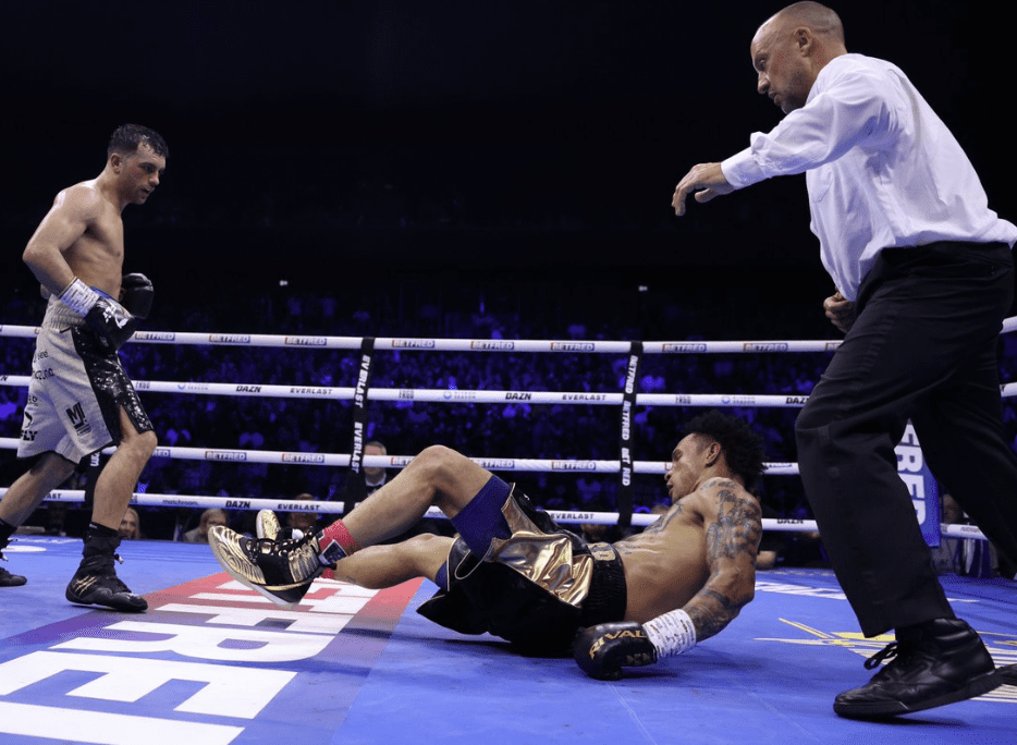 Catterall Drops Prograis Twice, Wins Wide Decision