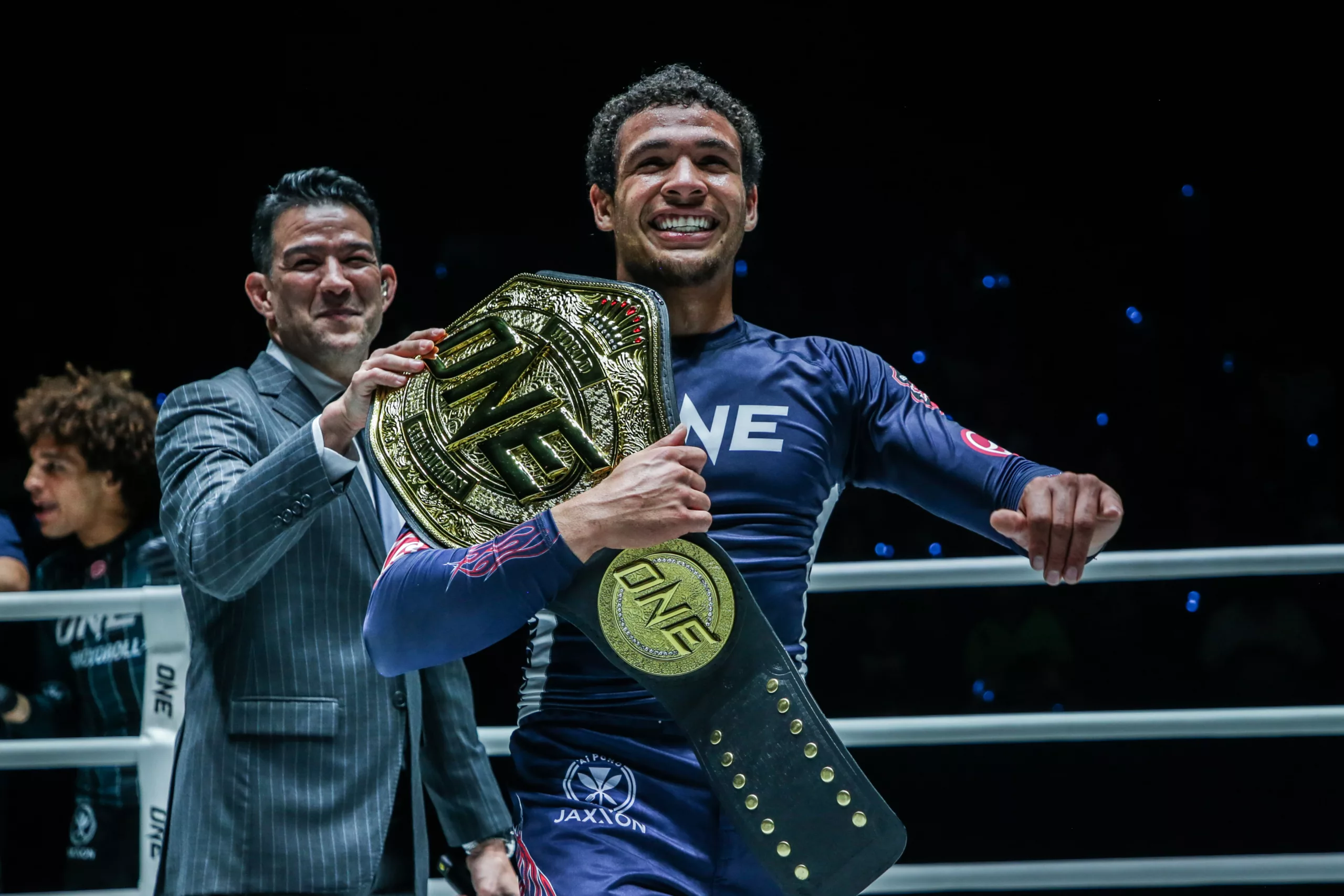 New Champ on the Block: Alexis Nicolas Upsets Regian Eersel for ONE Kickboxing Championship 1