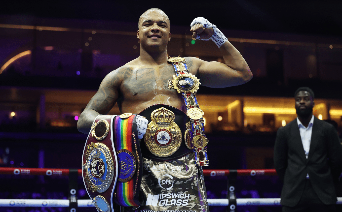 Fabio Wardley destroyed Frazer Clarke in the first round to retain his titles